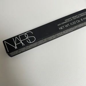 NARS Radiant Creamy Concealer in Medium 1.5 Macadamia